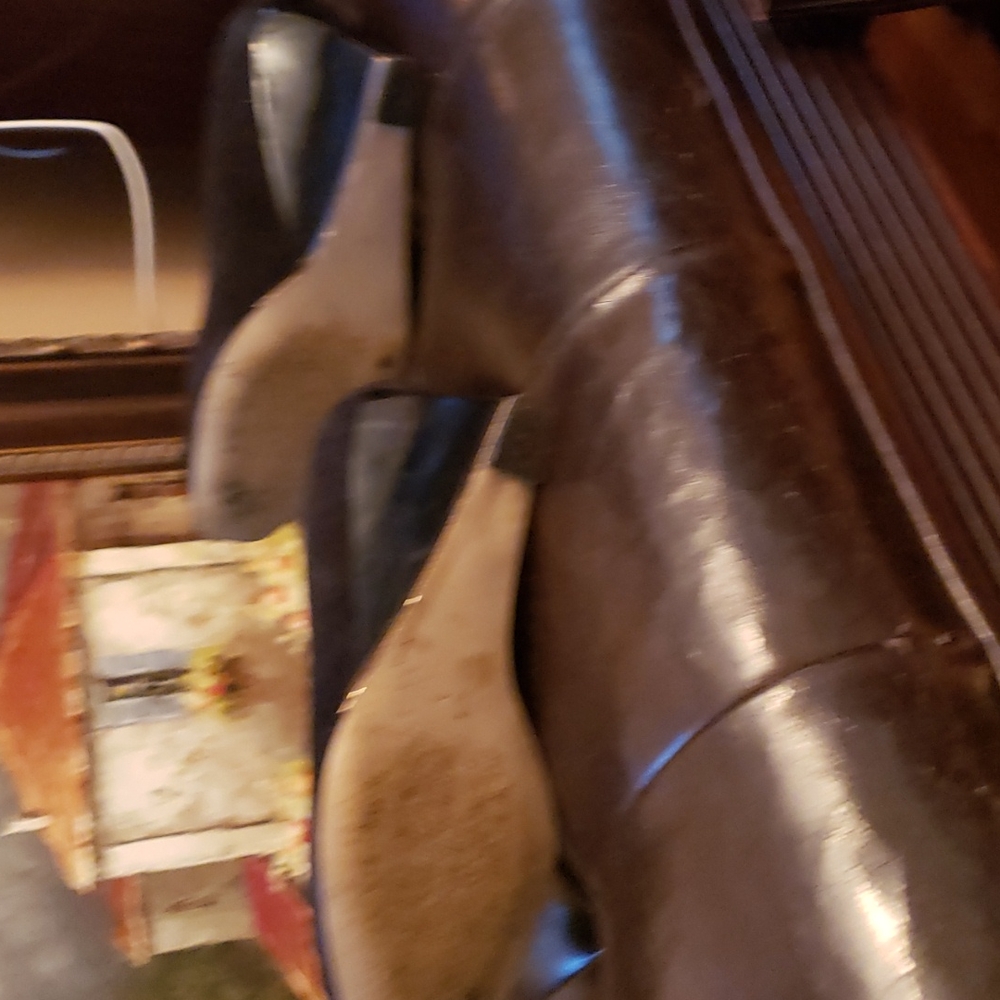 Heels - Picture 5 of 8